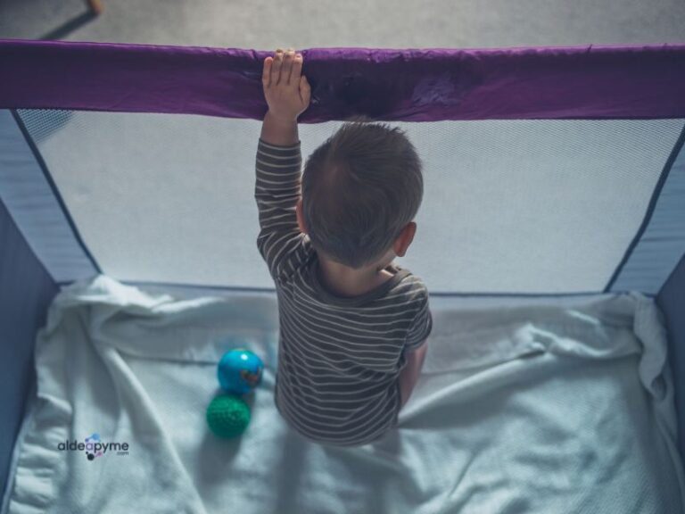 Los corrales plegables para bebés: la solución ideal para una crianza segura y divertida