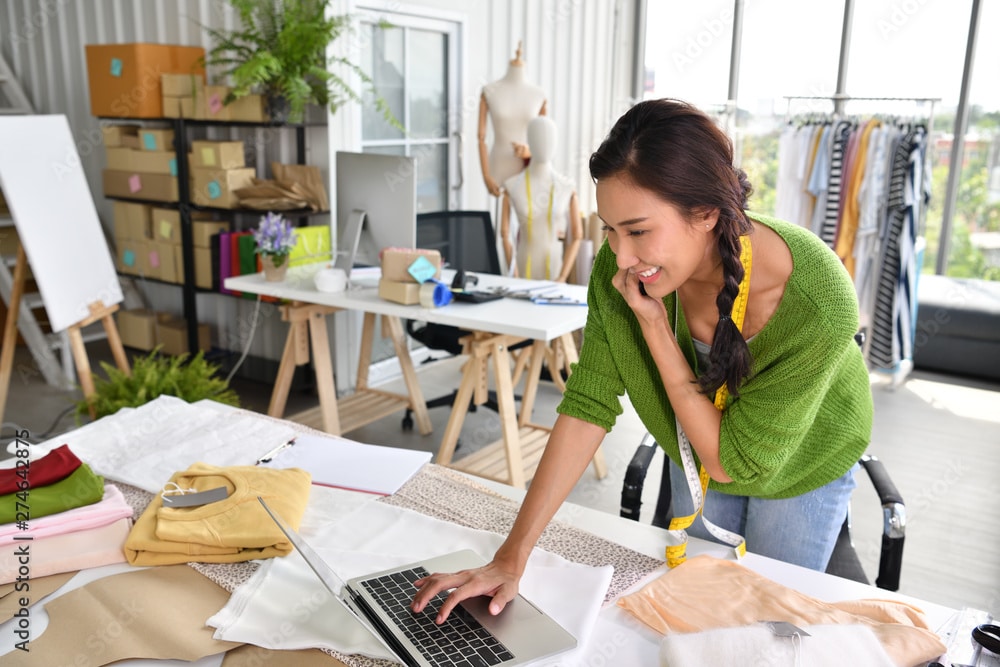 Lee más sobre el artículo Pasos esenciales y consejos prácticos para emprender tu propio negocio