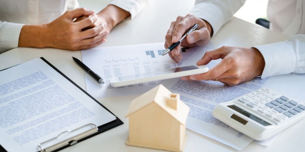 Impacto regulaciones en mercado inmobiliario Medellín