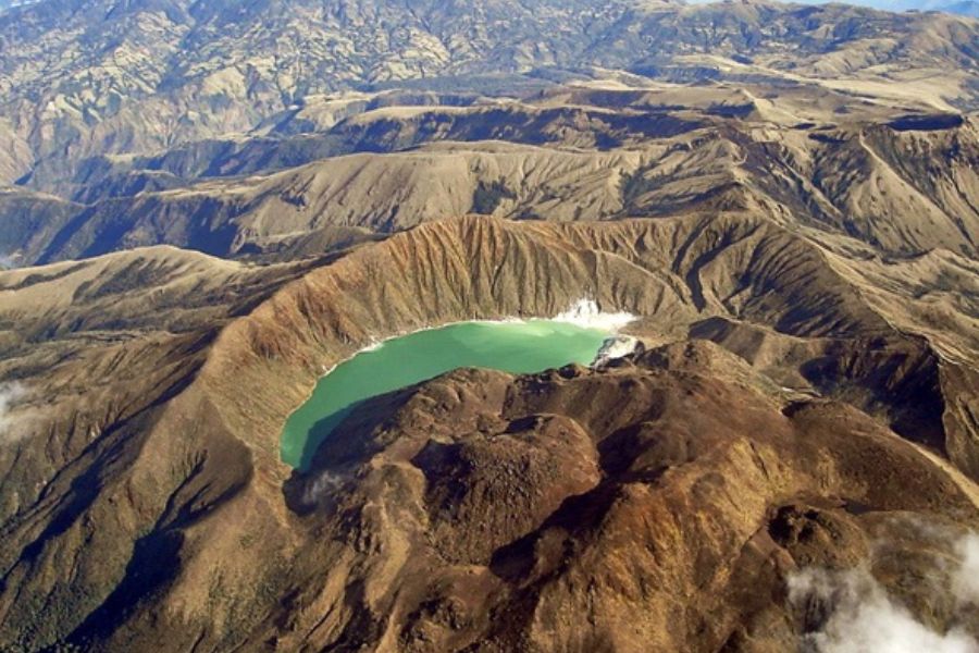 Descubre la belleza natural de la Laguna Verde en Nariño, Colombia